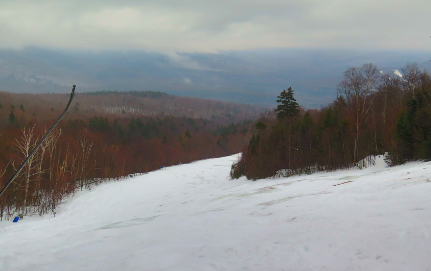 Tecumseh-Looking-Down-Ski-Trail-20180215