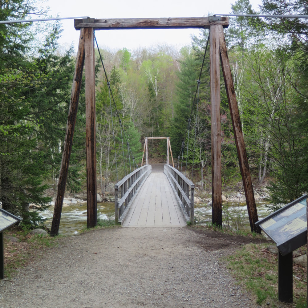 Lincoln-Woods-Suspension-Bridge-20180517