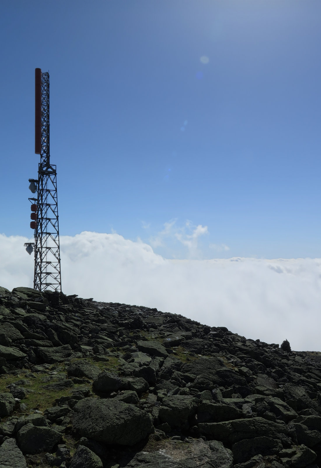 20180602-Washington-tower-clouds