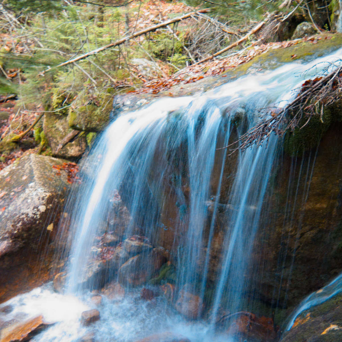 Jennings-Peak-Drakes-Waterfall2-20181108