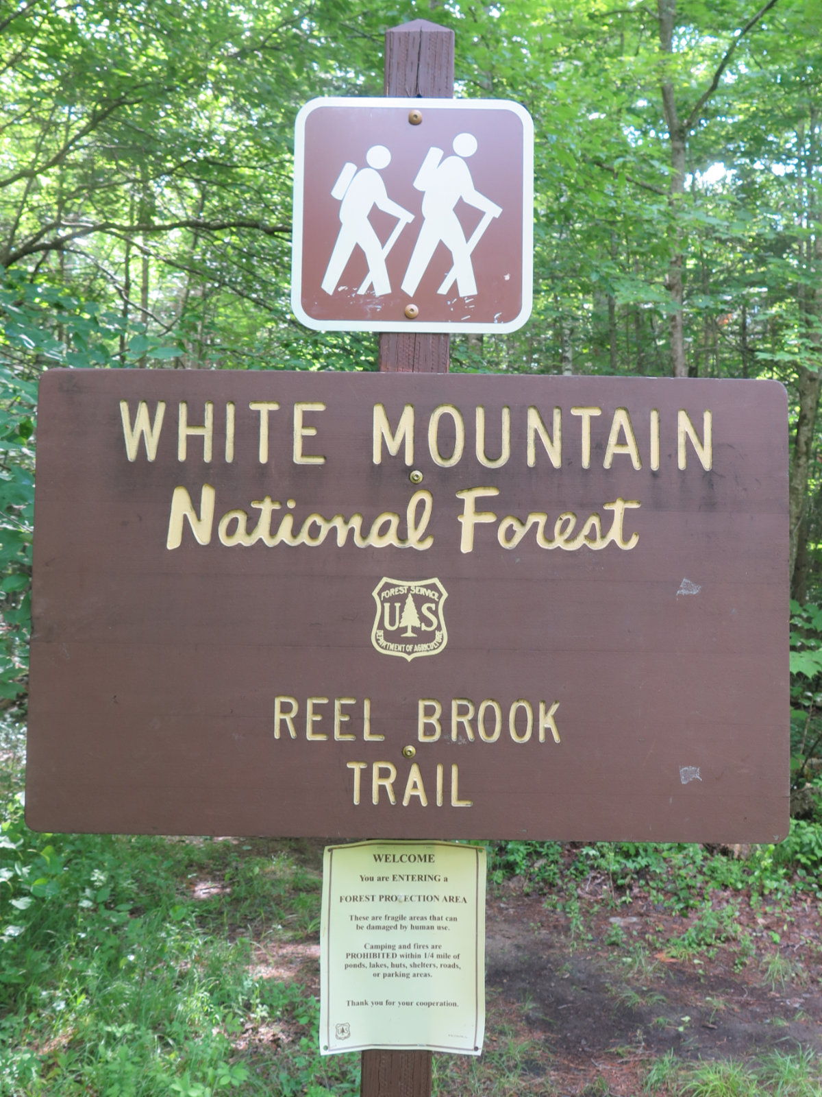 Reel_Brook_Trailhead_Sign_20190713