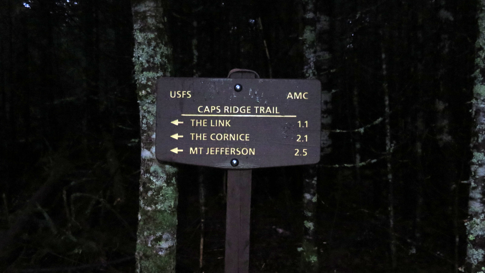 Caps-Ridge-Trailhead-Jefferson-20191028