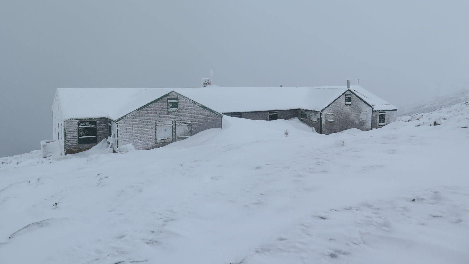 D-Washington-Lakes-Hut-20191218