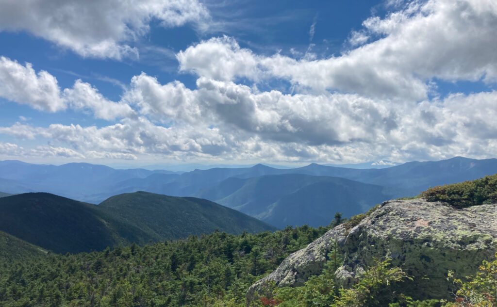 View of the eastern Pemigewasset Wilderness from the Twinway (Appalachian Trail.) 