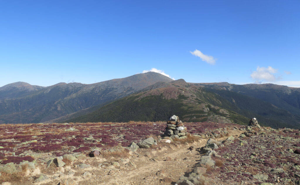 Mt Jefferson, Mt Washington, and Mt Monroe, viewed from Mt Eisenhower. 